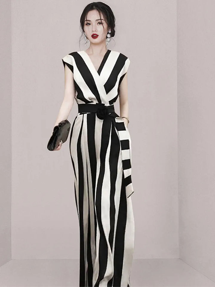 Narelle® | Classic and elegant   jumpsuit